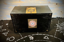 Load image into Gallery viewer, Third Eye Magik Raven Spell Box
